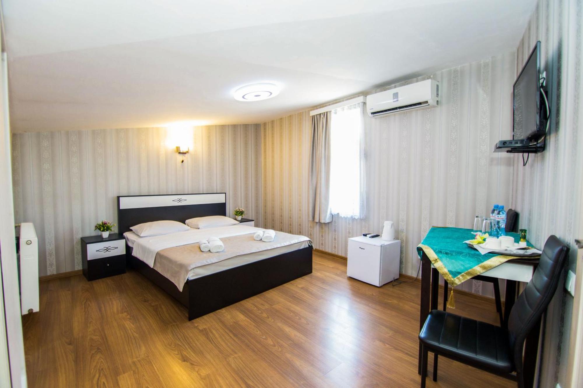 Hotel Brick House Tiflis Exterior foto